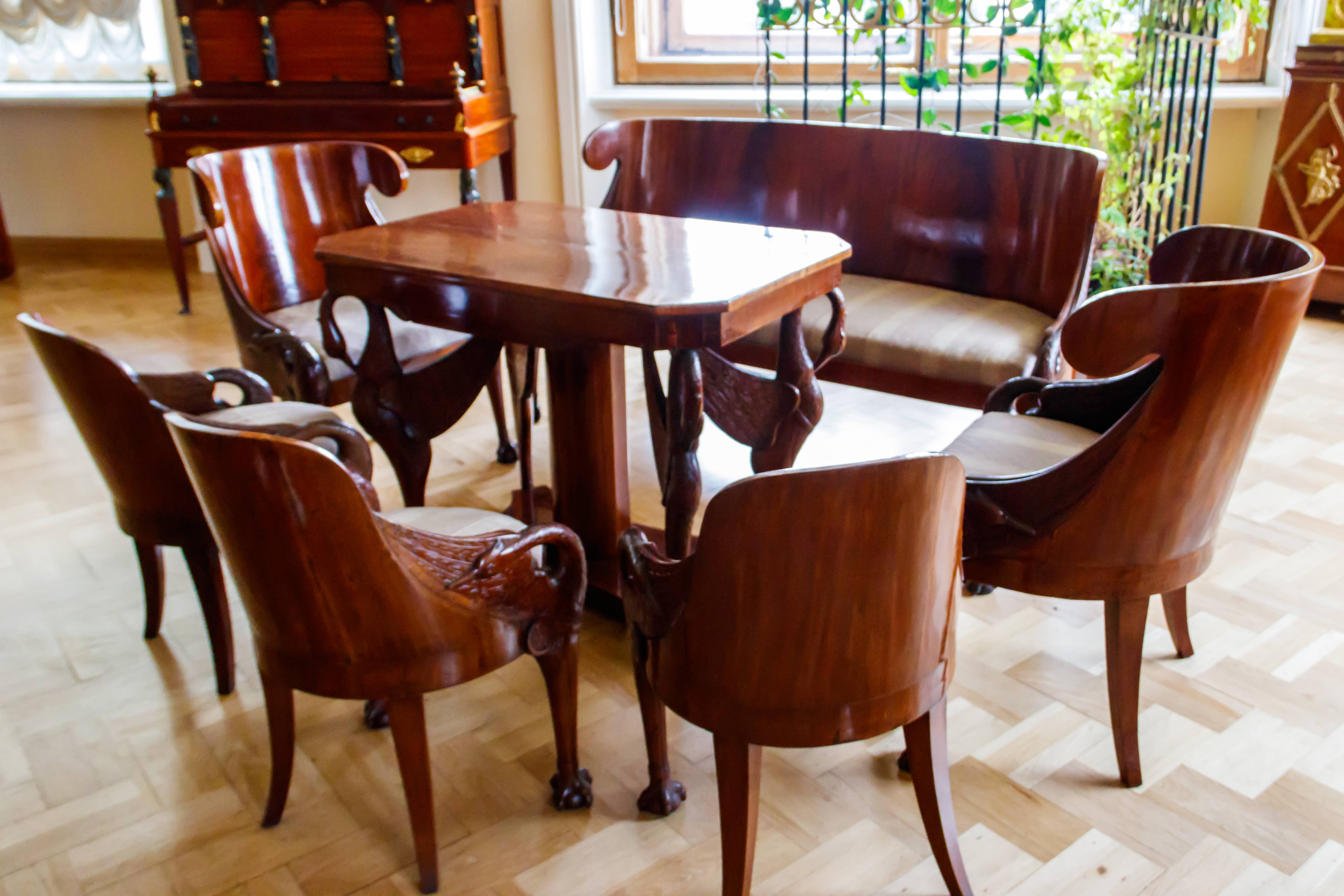 Customized Wood Furniture for Offices